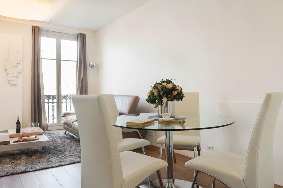 Two Bedroom Luxury Apartment - Balcony With View Of Notre Dame Παρίσι Εξωτερικό φωτογραφία