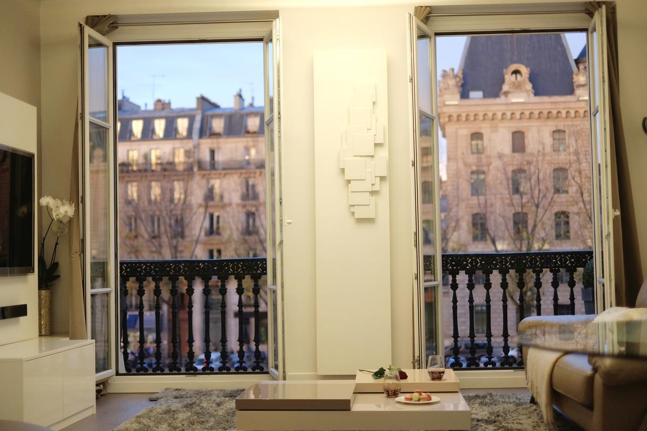 Two Bedroom Luxury Apartment - Balcony With View Of Notre Dame Παρίσι Εξωτερικό φωτογραφία